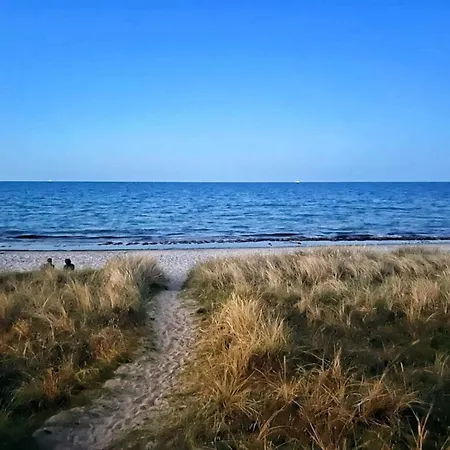 Vakantiehuis 4 Star In Vaeggerlose-by Traum