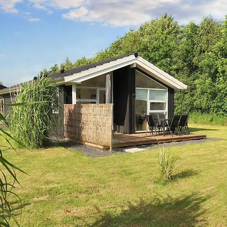 Holiday home 4 Star In Vaeggerlose-by Traum *