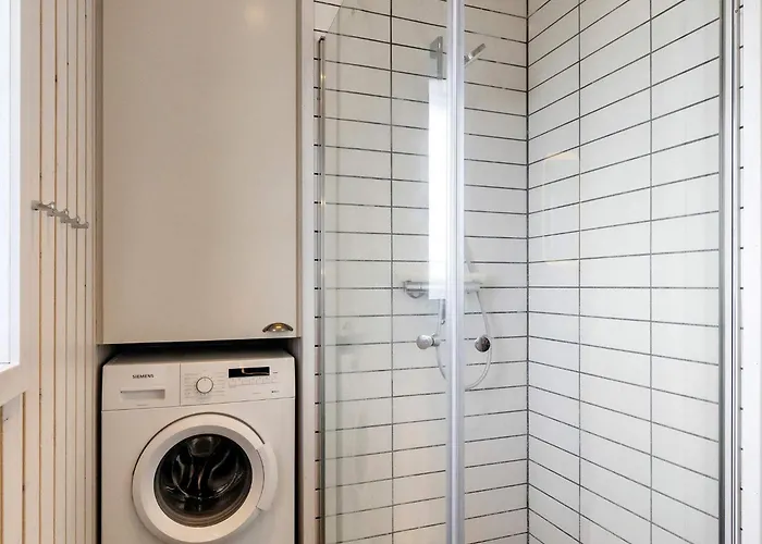 4 Star In Vaeggerlose-by Traum