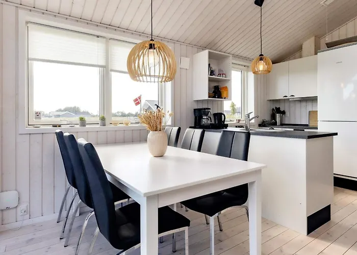 4 Star In Vaeggerlose-by Traum *